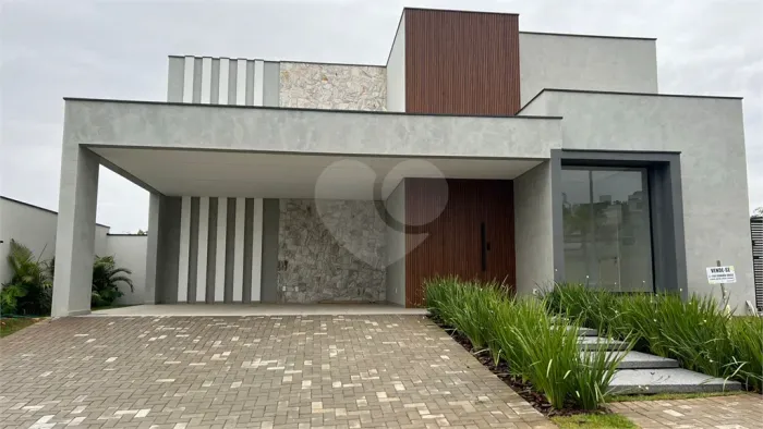 Casa à venda com 3 suítes no condomínio Alphaville Esplanada 4, Votorantim - SP