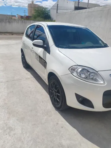 Fiat Palio Attractive 1.0 EVO Fire Flex 8V 5P 2013