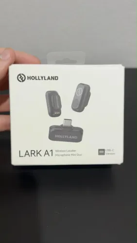 ? MICROFONE PROFISSIONAL HOLLYLAND LARK A1 - USB-C 
