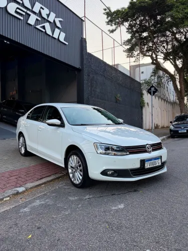 Volkswagen Jetta Highline 2.0 TSI 16V 4P Tiptronic 2014