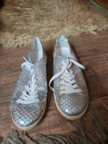 Tenis prata SChutz