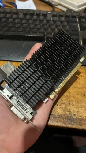 NVIDIA GT710 1GB