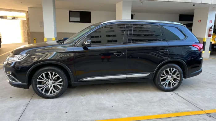 Mitsubishi Outlander Comfort 2.0 16V Aut. 2018