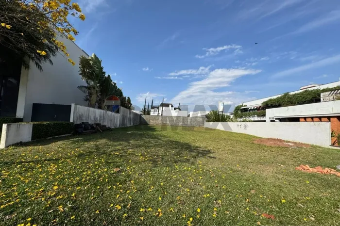 Terreno de 720 m² Condomínio Hípica | Botucatu