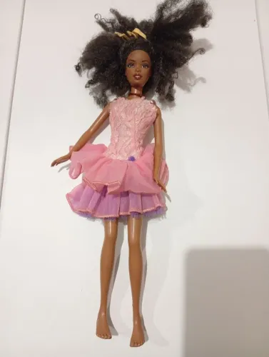 Boneca Barbie Mattel indonésia.