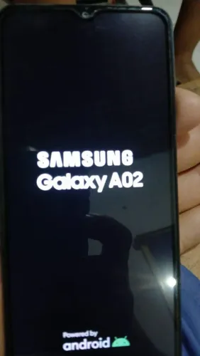 Celular de boa qualidade e em bom estado de uso.comprei outro celular mais atual.