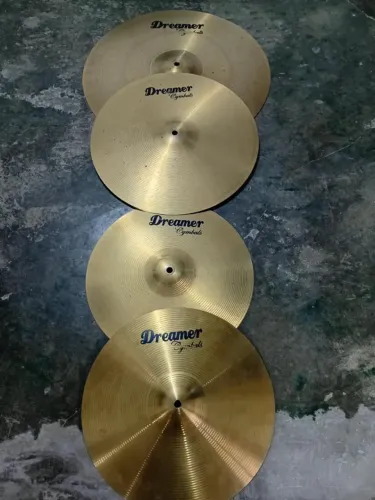 Kit pratos Dreamer cymbals 13"/16"/ 20" + Case