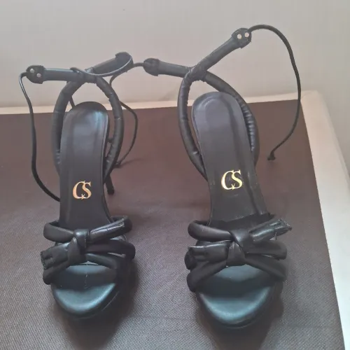 Vendo salto carmen steffens n38/40