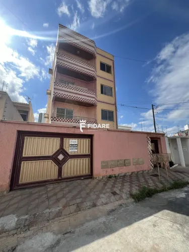 Cobertura de 04 quartos no Cidade Santa Maria