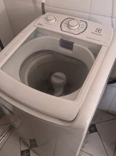Lavadora de Roupas Electrolux Essential Care LES09 8,5kg