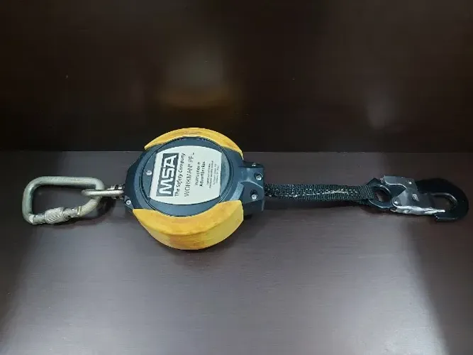 Trava Quedas Retrátil Workman PFL Fita 3,70m MSA