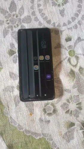 MOTOG52 PRA VENDA, APENAS COM ALGUMAS LISTRAS E TRINCOS NA PELÍCULA