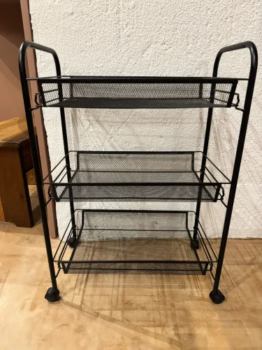 Estante Preto