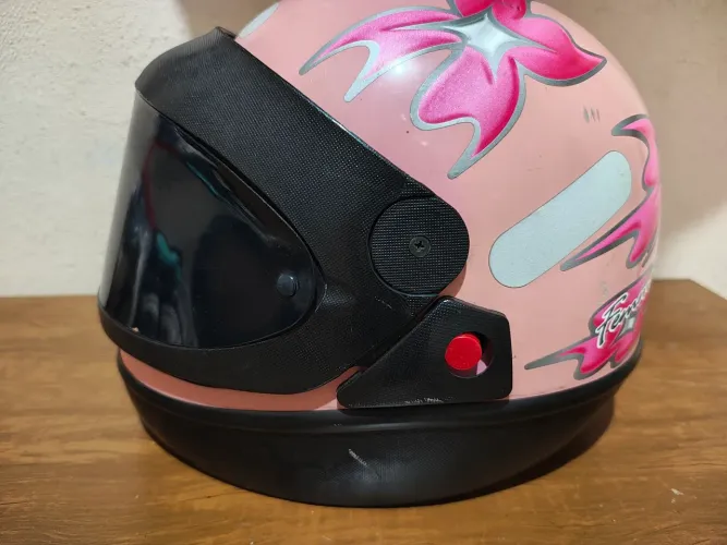 Capacete