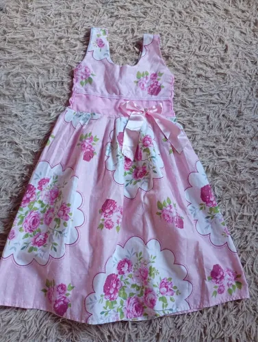 Vendo vestido infantil 4 anos longo