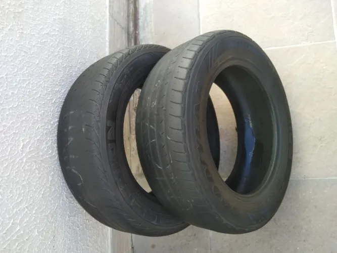 2 PNEUS ARO 15 GOODYEAR