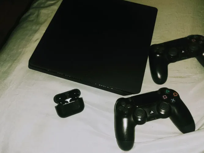 PS4 slim 500gb