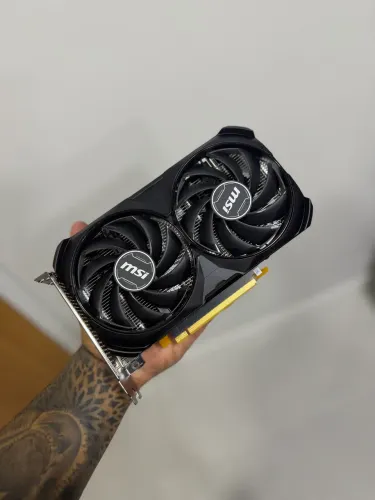 Placa de vídeo RTX 4060 8GB 2x Ventus MSI