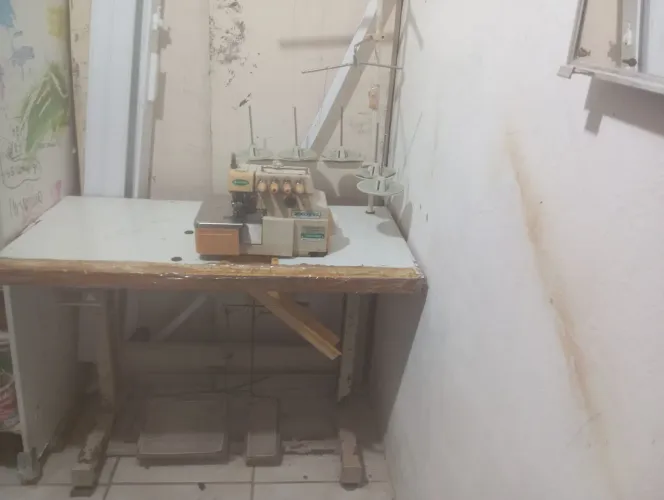 Máquina de costura