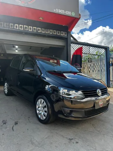 Volkswagen Fox 1.0 MI Total Flex 8V 5P 2013