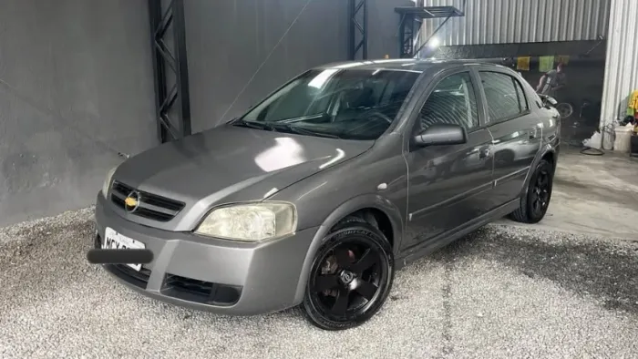 Chevrolet Astra 2.0 8V/ CD 2.0 8V Hatchback 5P MEC 2004