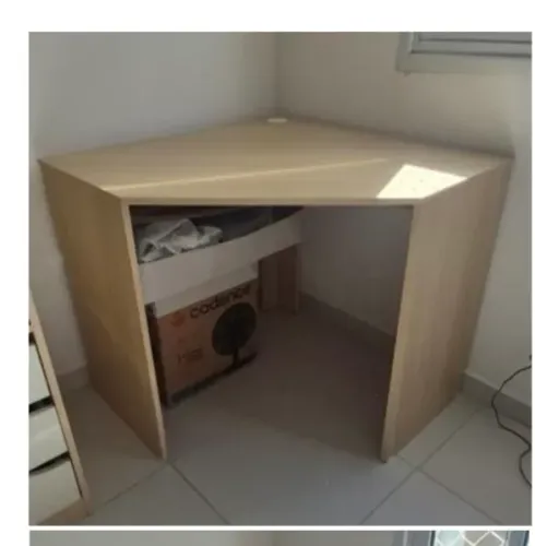 Escrivaninha de canto 