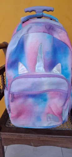 Mochila rodinha com lancheira 