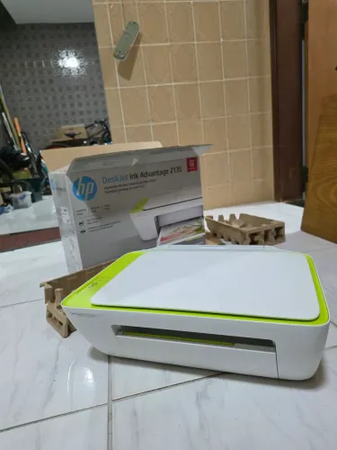 Impressora HP Deskjet ink adv 2135