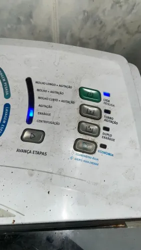 Máquina de lavar roupa 