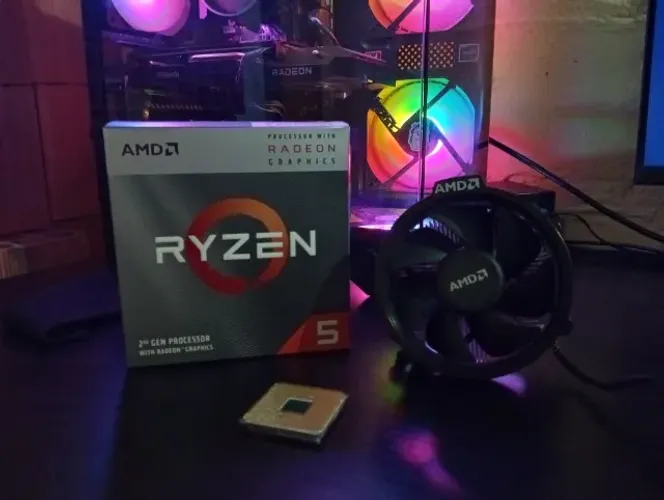 Ryzen 5 3400g/vega11 funcionando perfeitamente.