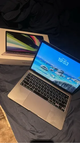 Macbook M1 Pro 2020 - 16GB - 256SSD