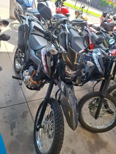 Honda Bros 2025