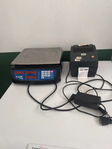 Vendo balança e impressora de etiqueta Elgin