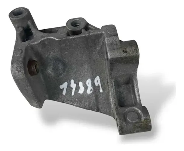 Suporte Da Bomba De Direção Hidr Tracker 2013/2018 55557209