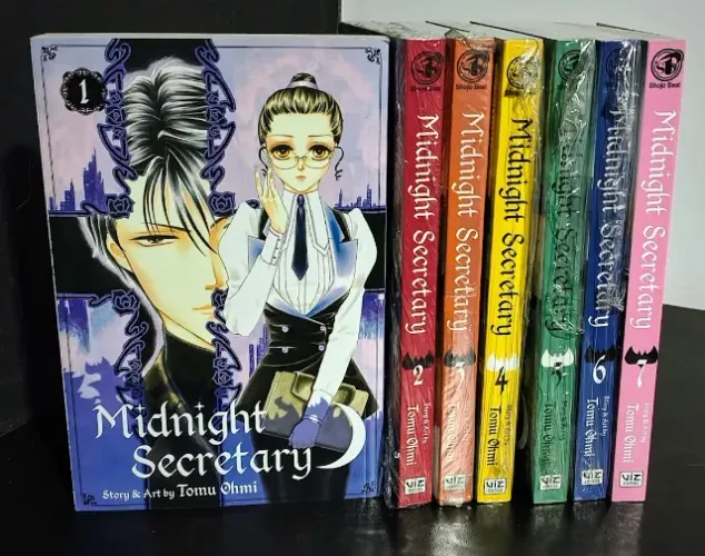 Midnight Secretary (Coleção Completa) - Tomu Ohmi [MANGÁS EM INGLÊS]