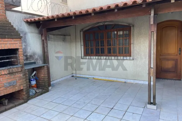 Casa à venda no Jardim Santa Helena em Suzano!