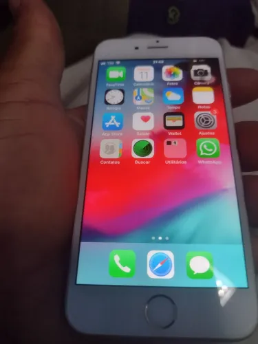 Iphone top