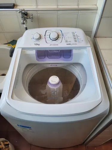Máquina de lavar 12kg Electrolux