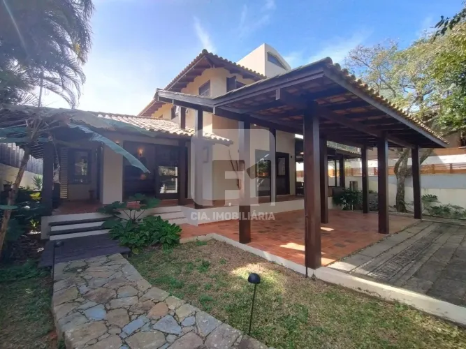 Casa Mobiliada em condomínio no Porto da lagoa