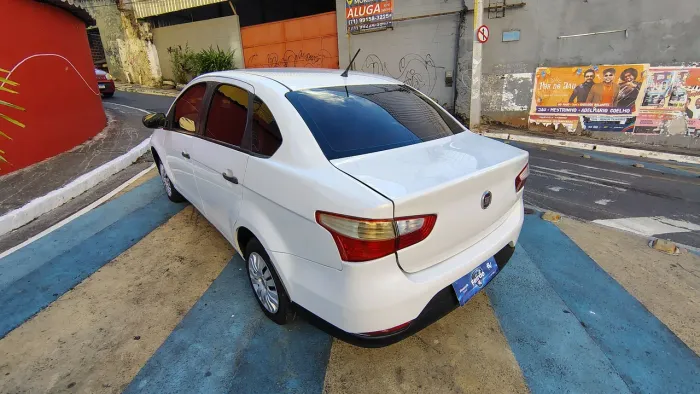 Fiat Grand Siena Attractive 1.0 Flex 8V 4P 2019
