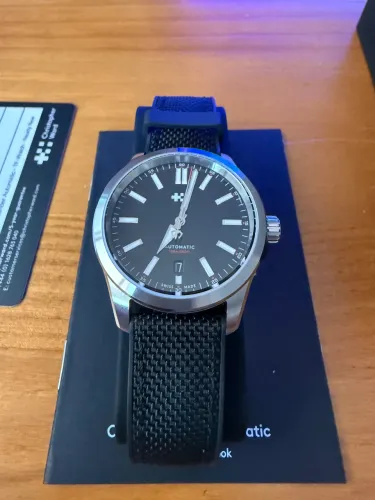 Christopher Ward C63 Sealander 39mm