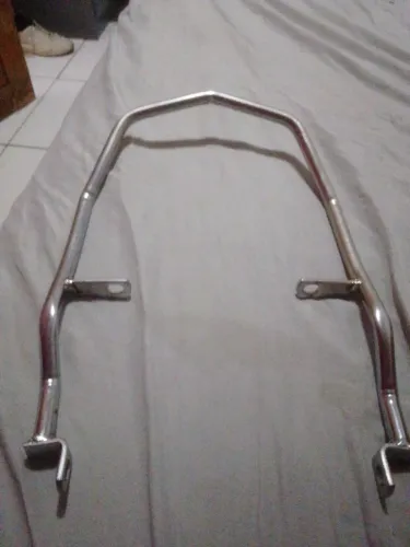 Alça cromada para pop 