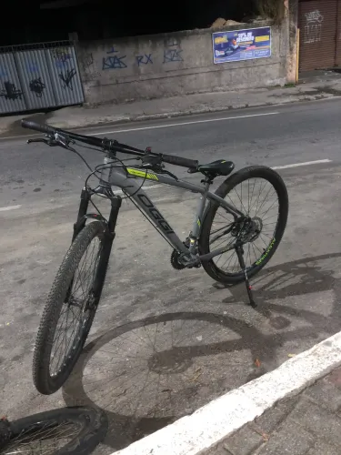 BICICLETA OGGI ARO 29 (TAMANHO 17)