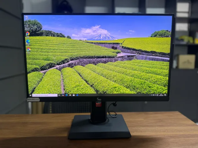 COMPUTADOR COMPLETO DE MESA 24?