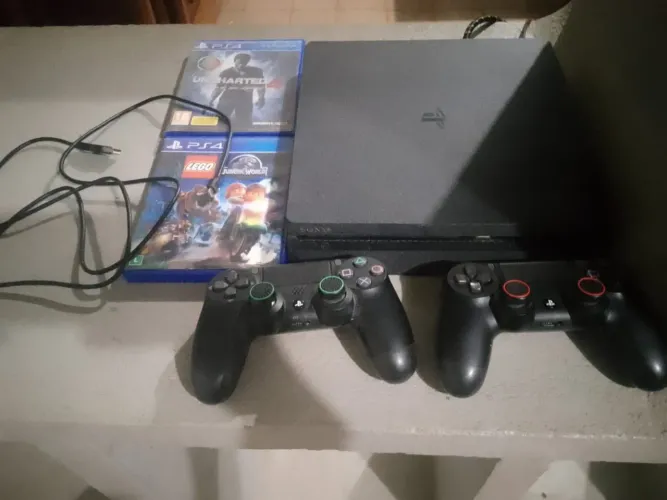 Ps4 slim