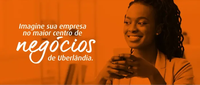Prédio/Edifício com 18 salas e total de 607 m2 no Granja Marileusa - Uberlândia - MG