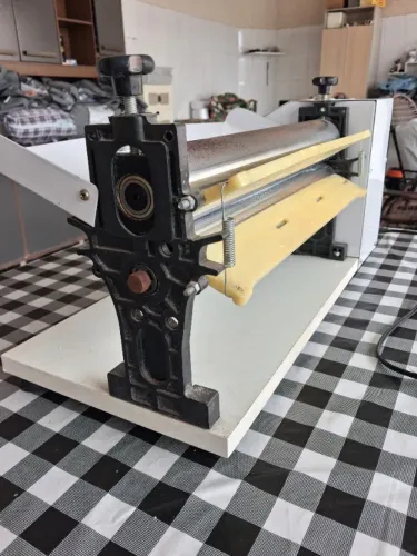 Cilindro laminador elétrico massas standard bivolt 400x57mm 13cv da saro csc40t