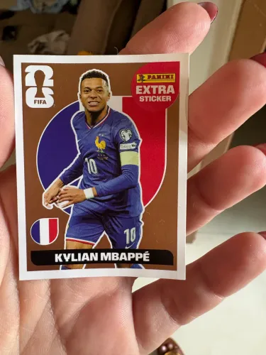 Figurinha legend bronze Mbappé 2026