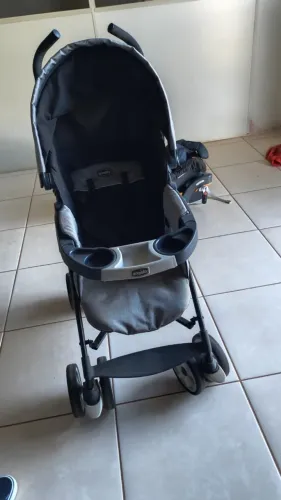 Kit Completo Chicco: Carrinho de Bebê + Bebê Conforto KeyFit 30 com Base