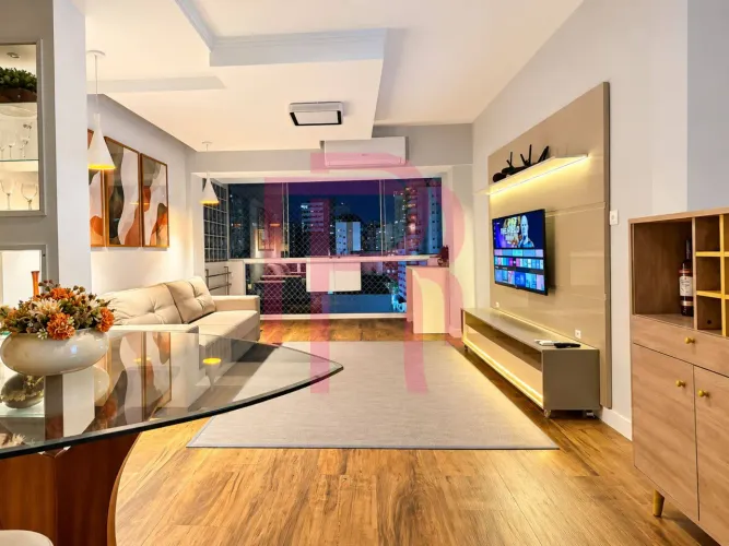 Apartamento QUADRA MAR MOBILIADO para locação em Balneário Camboriú.